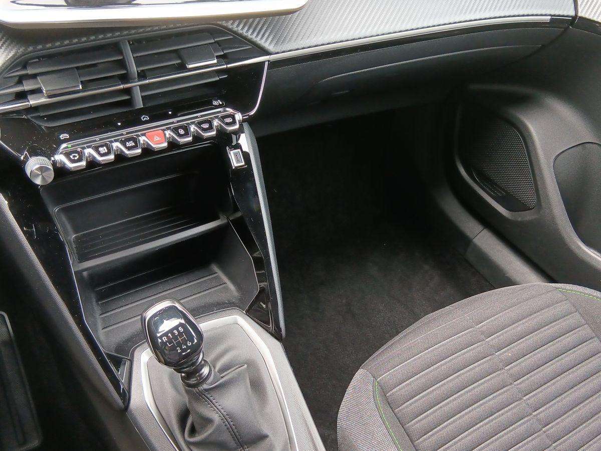 Fahrzeugbild eines Peugeot 2008