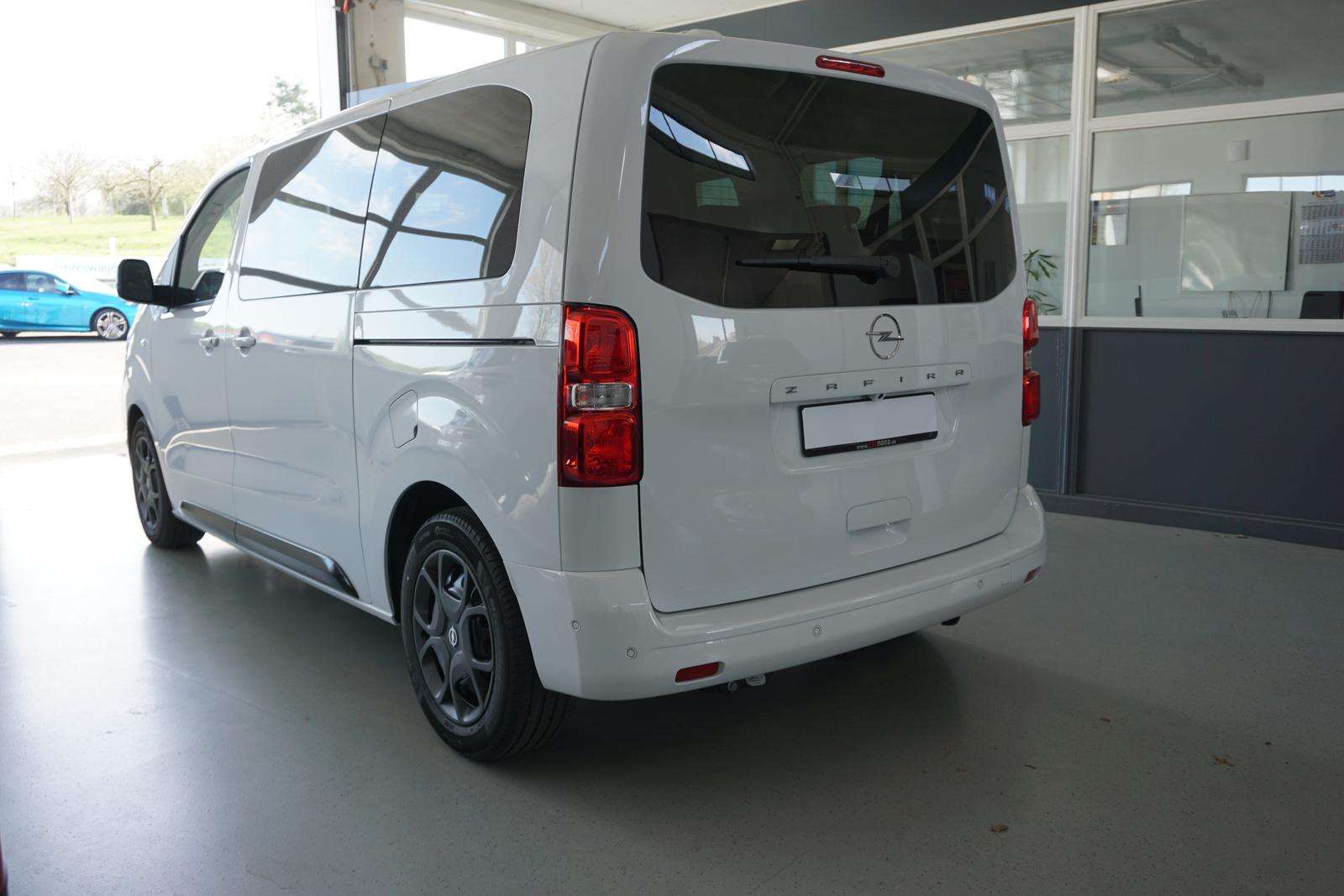 Fahrzeugbild eines Opel Zafira Life