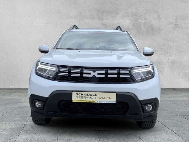 Fahrzeugbild eines Dacia Duster