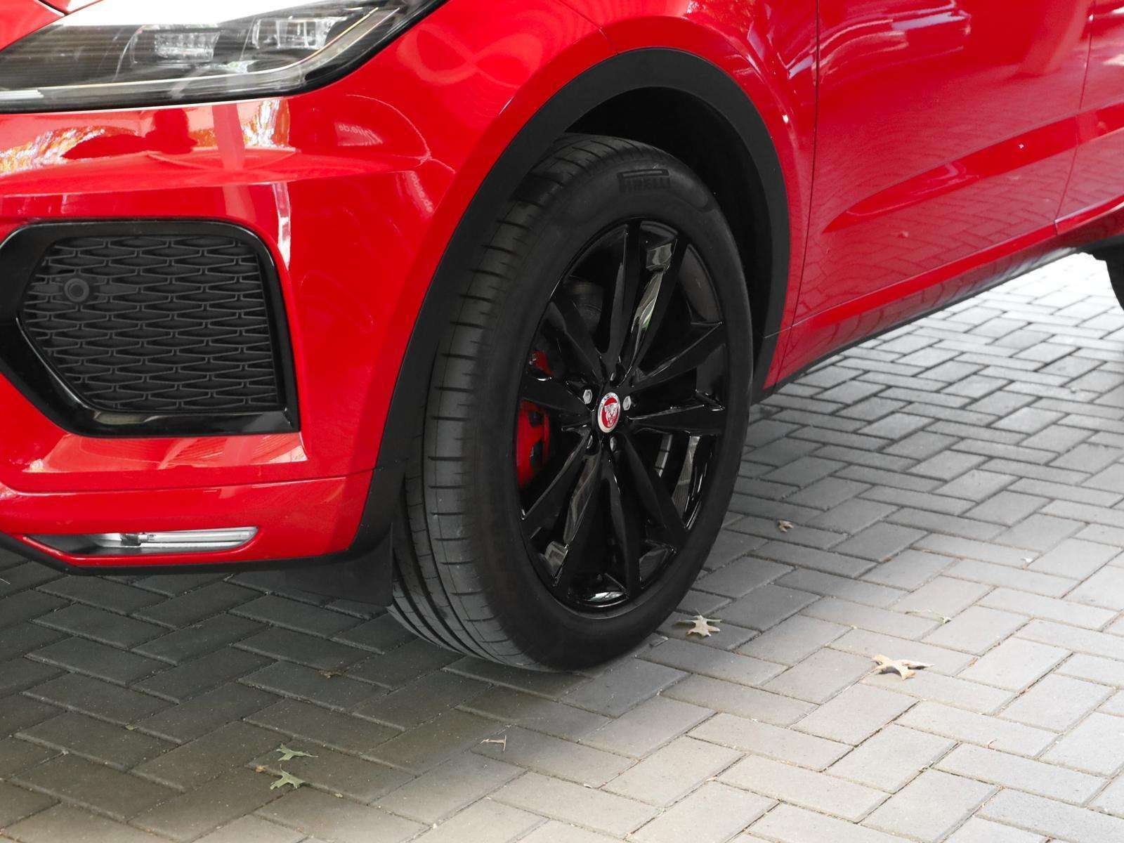 Fahrzeugbild eines Jaguar E-PACE