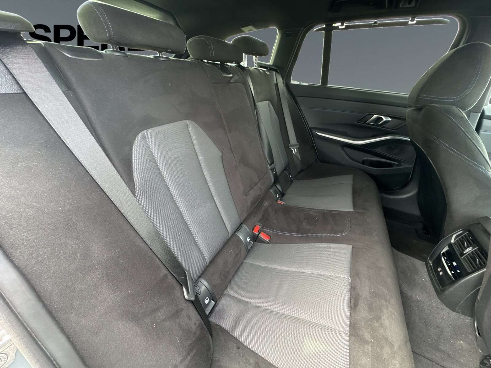 Fahrzeugbild eines BMW 3er-Reihe