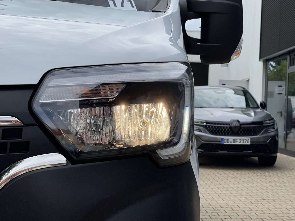 Fahrzeugbild eines Renault Master