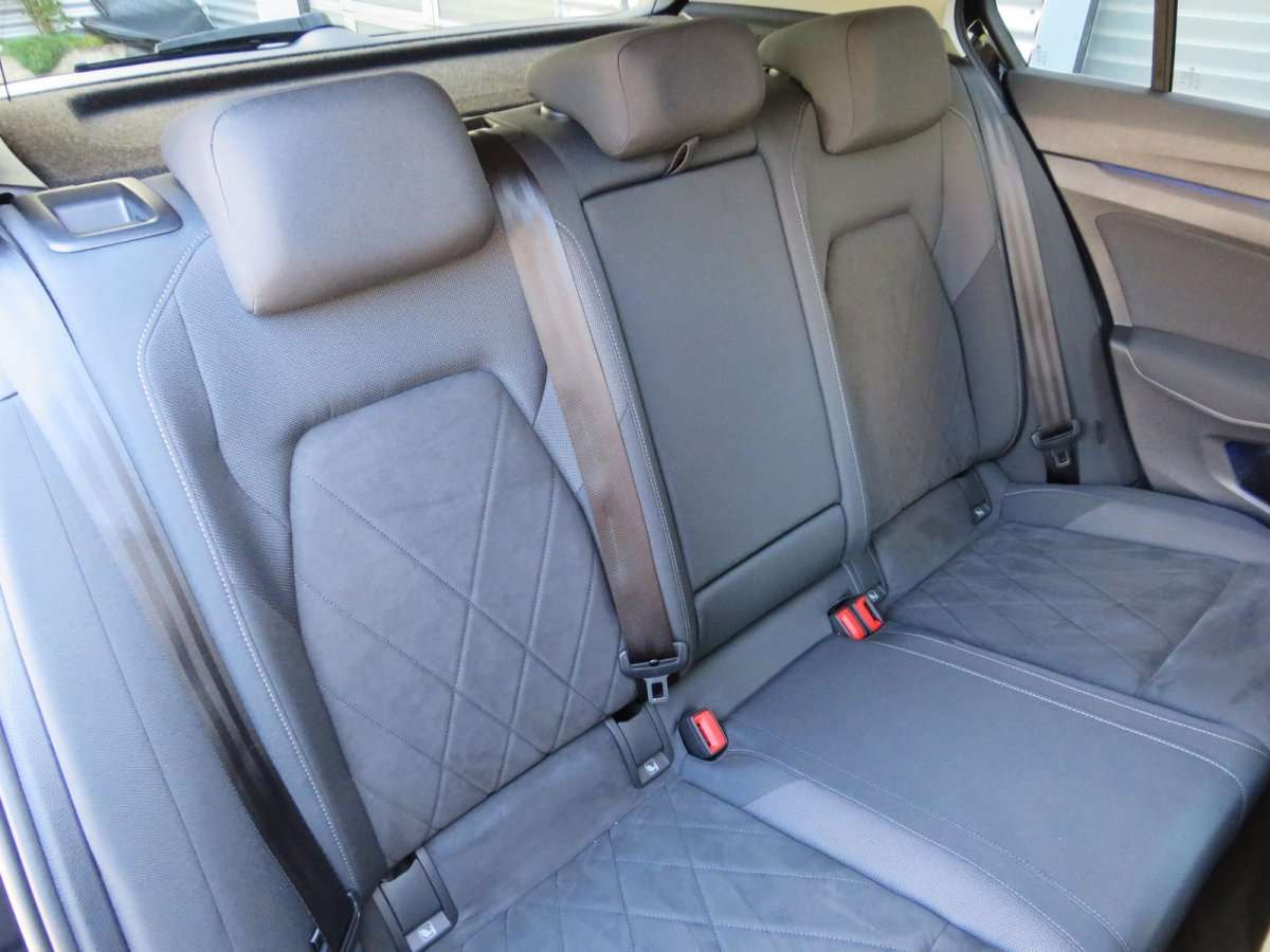 Fahrzeugbild eines Volkswagen Golf