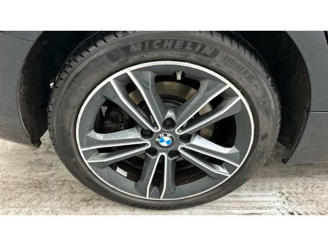 Fahrzeugbild eines BMW 2er-Reihe