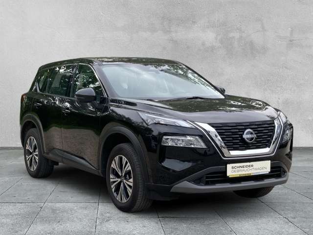 Fahrzeugbild eines Nissan X-TRAIL