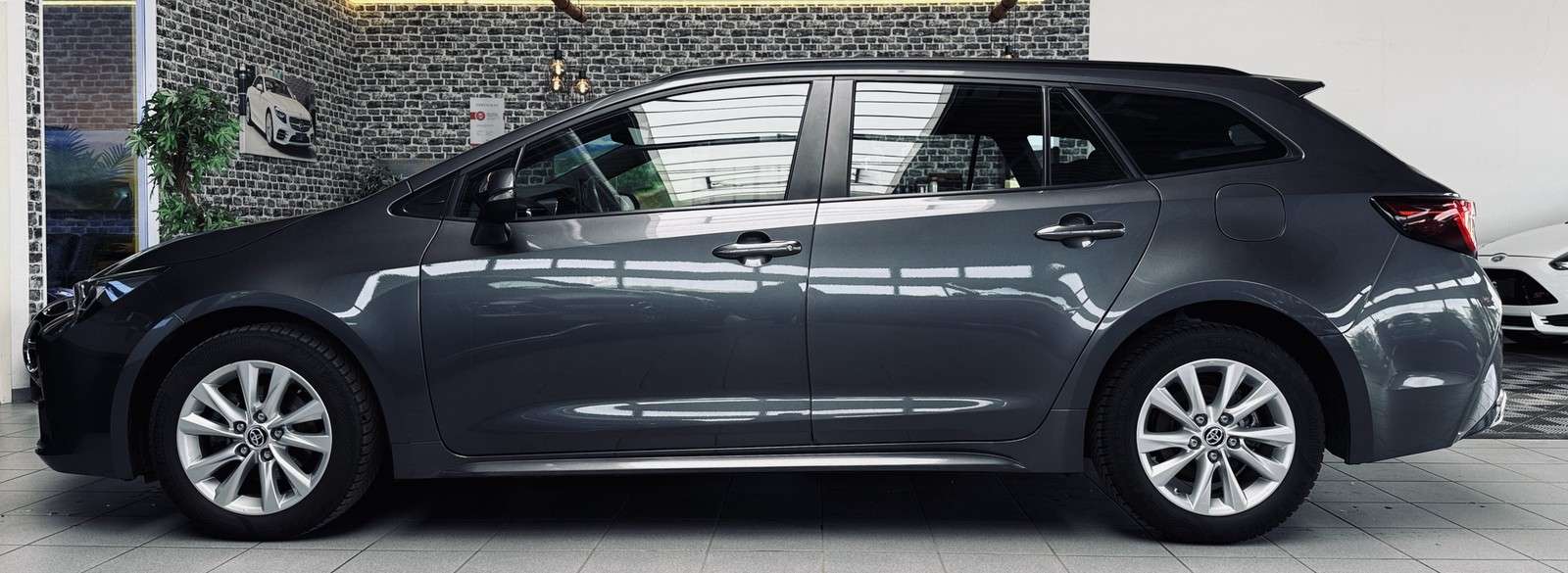 Fahrzeugbild eines Toyota Corolla