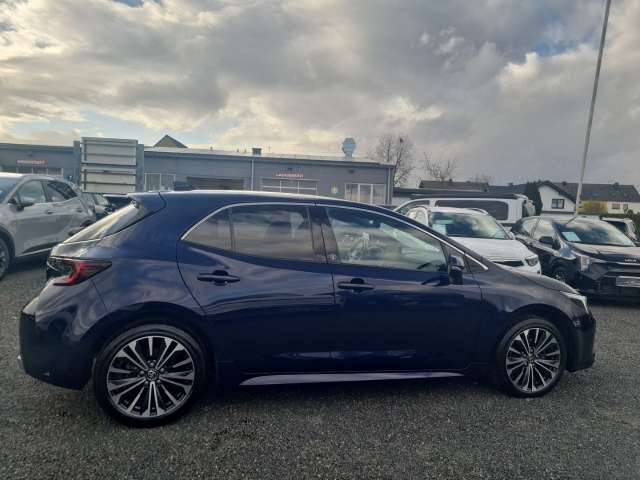 Fahrzeugbild eines Toyota Corolla