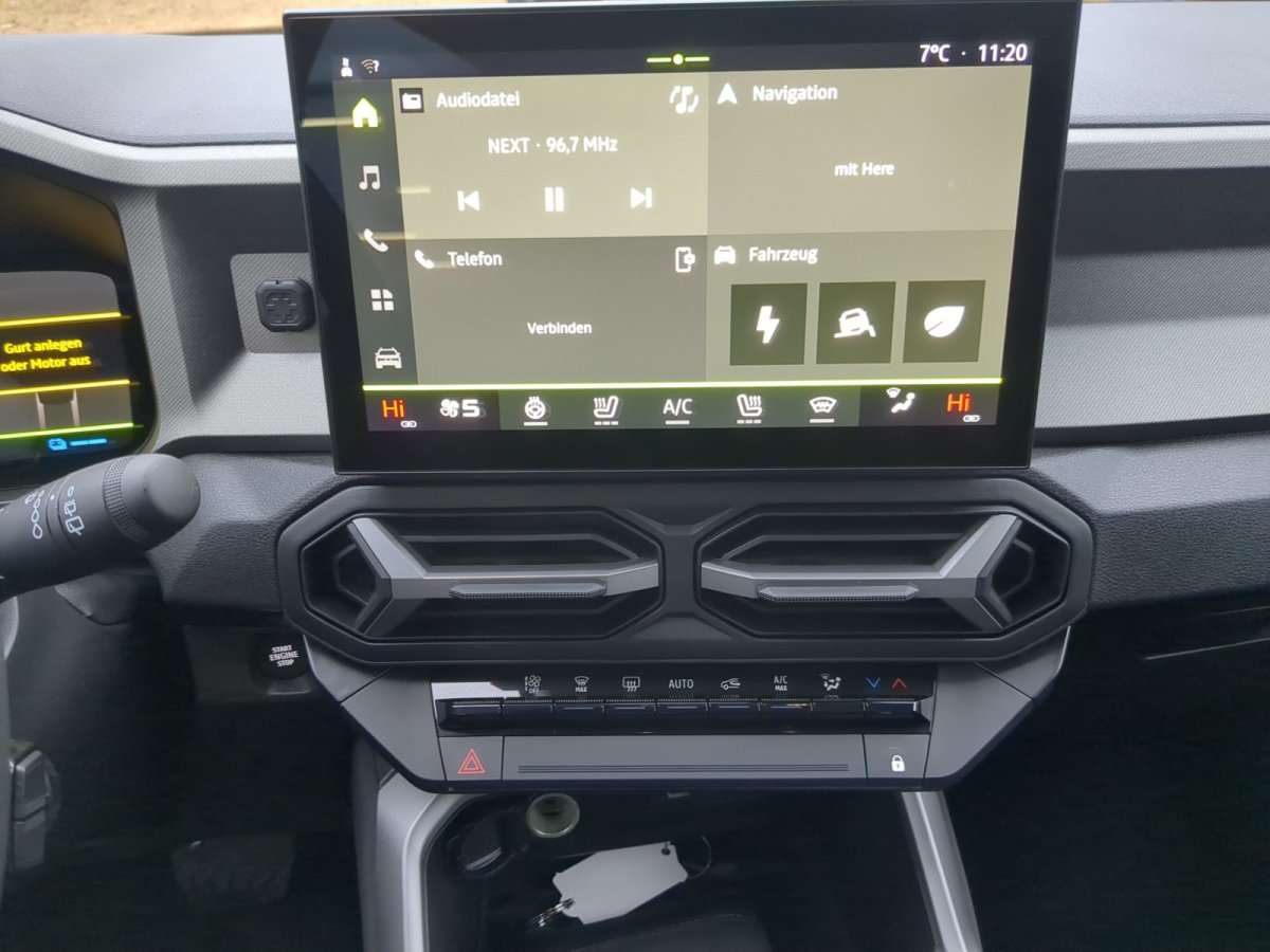 Fahrzeugbild eines Dacia Bigster