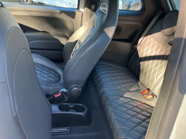 Fahrzeugbild eines Abarth 595