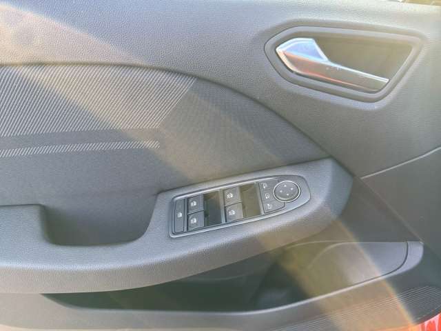 Fahrzeugbild eines Renault Clio