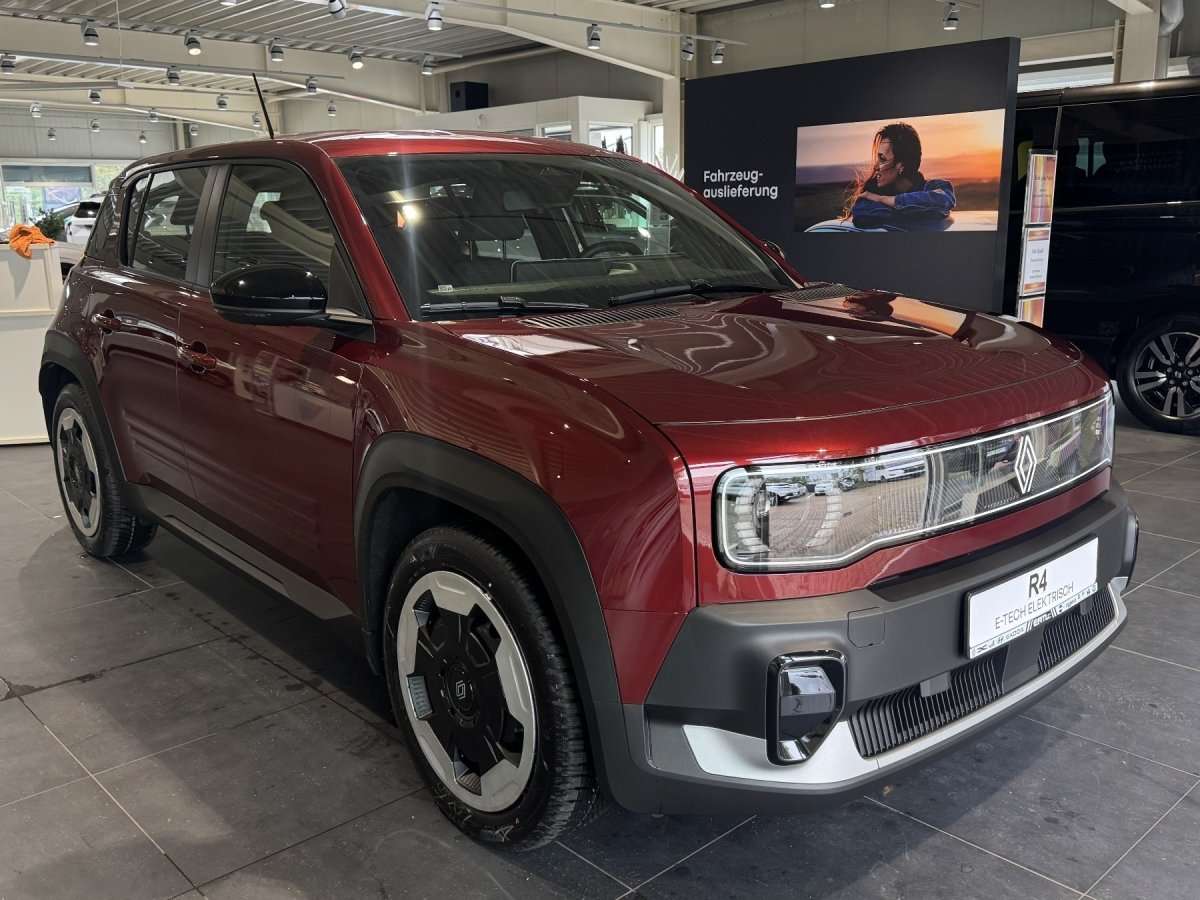 Fahrzeugbild eines Renault 4 E-TECH