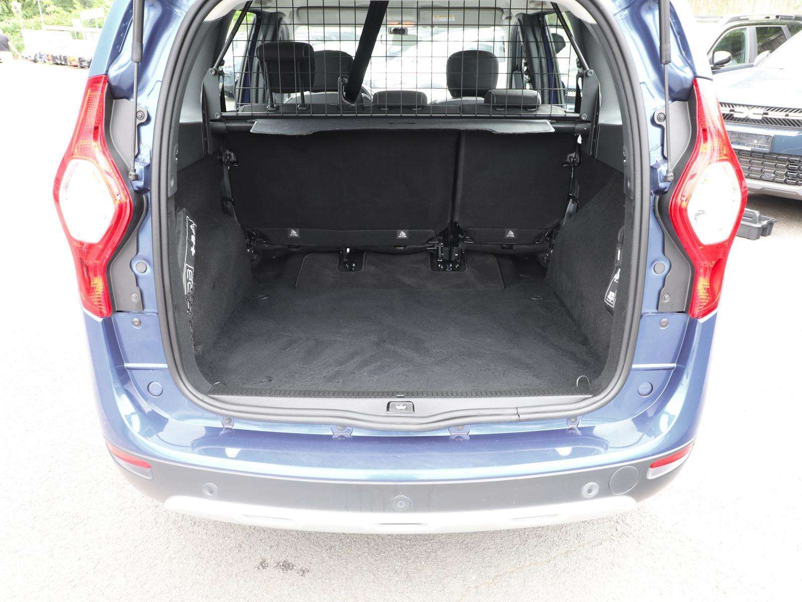 Fahrzeugbild eines Dacia Lodgy