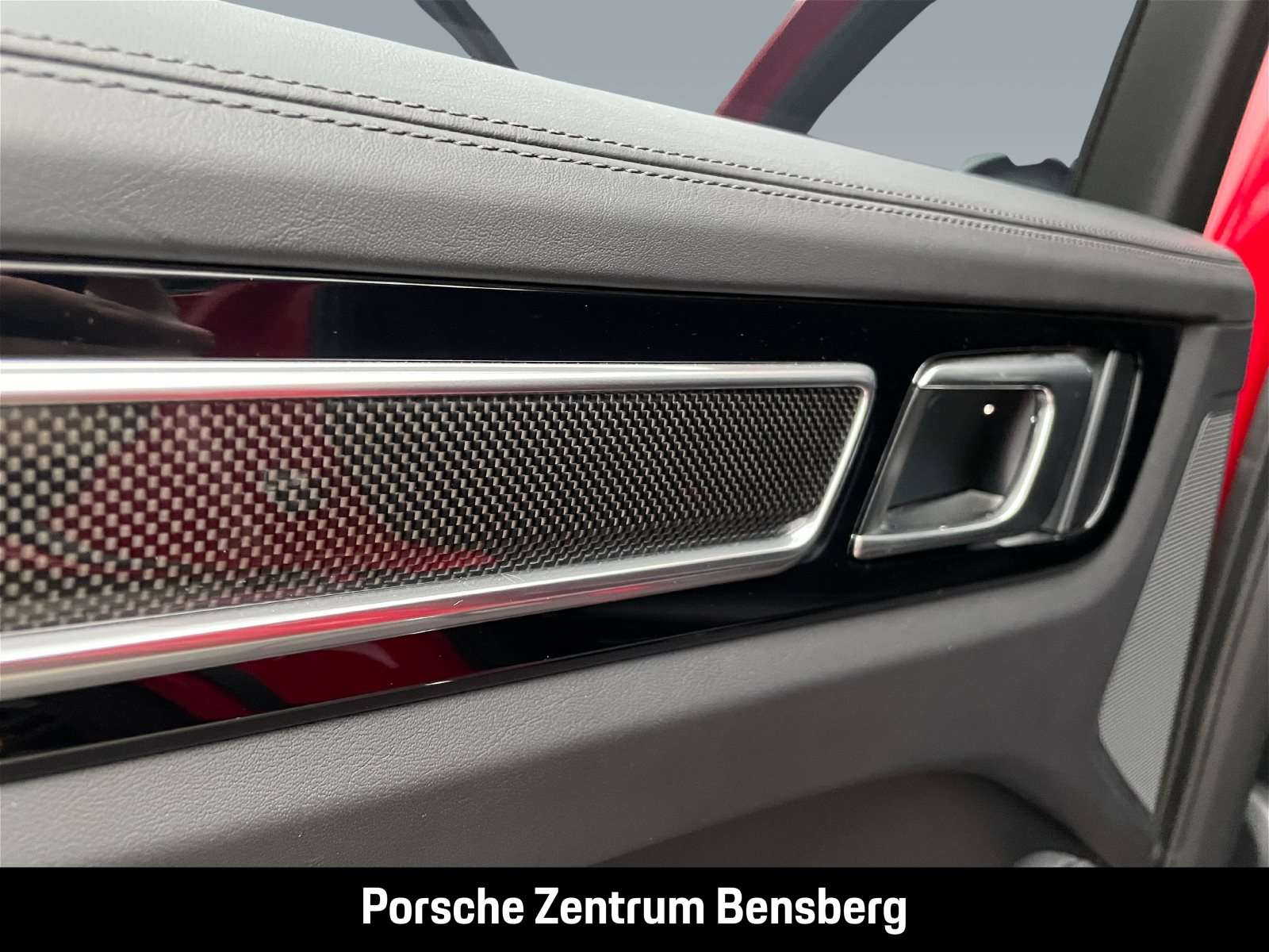 Fahrzeugbild eines Porsche Cayenne