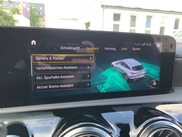 Fahrzeugbild eines Mercedes-Benz CLA