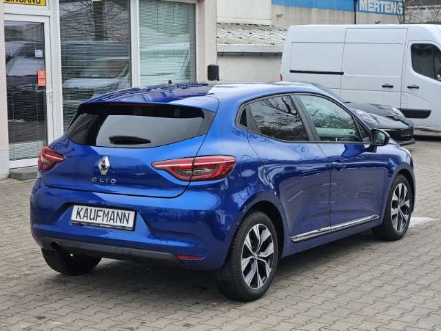 Fahrzeugbild eines Renault Clio