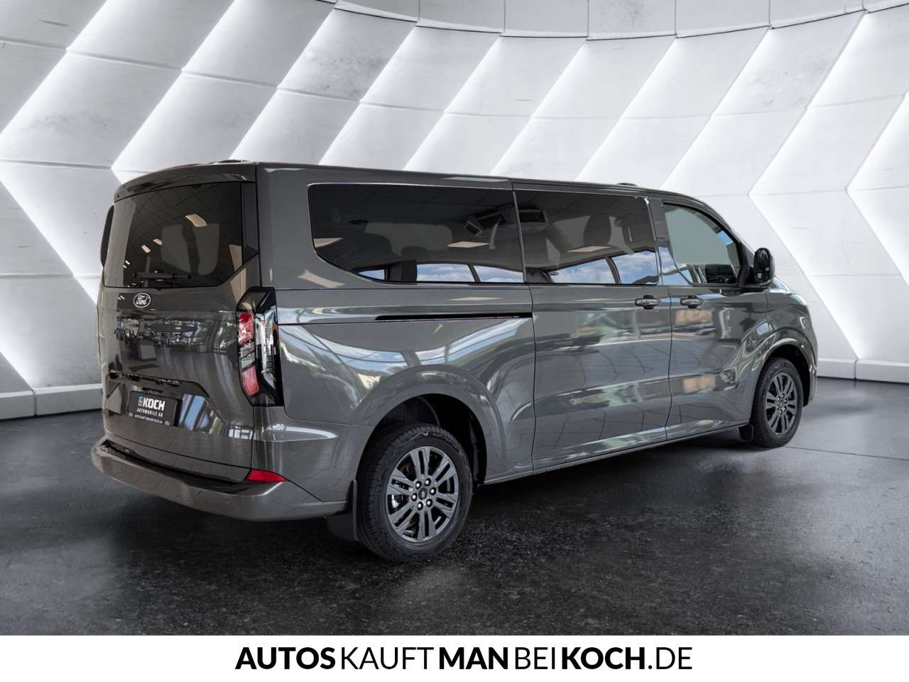 Fahrzeugbild eines Ford Tourneo Custom