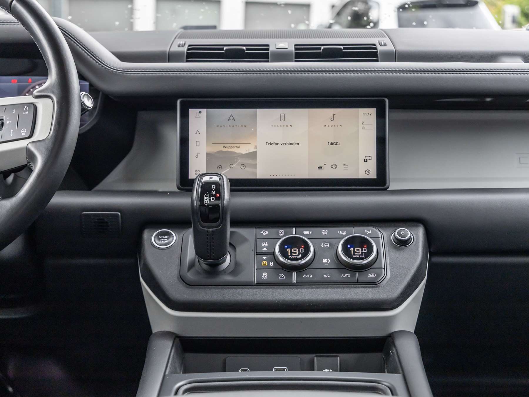 Fahrzeugbild eines Land Rover Defender