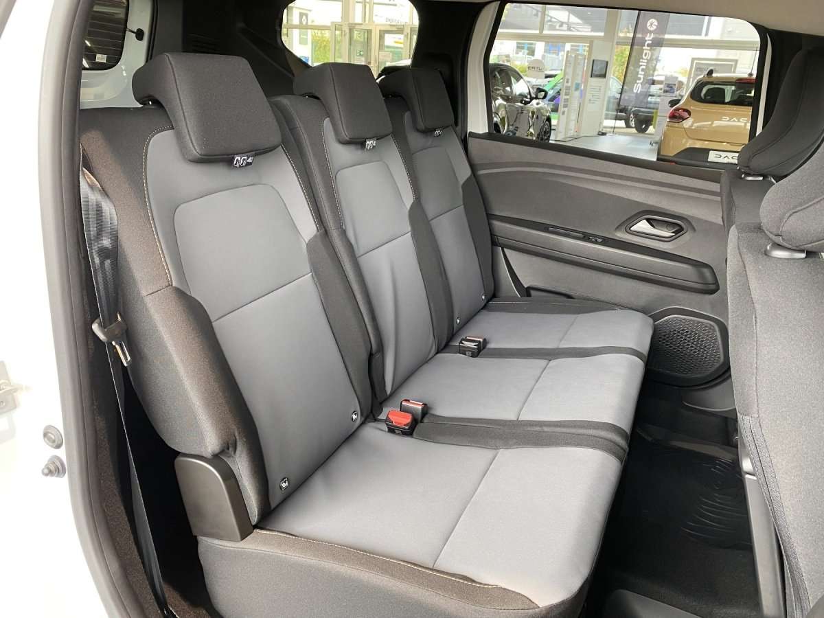 Fahrzeugbild eines Dacia Jogger