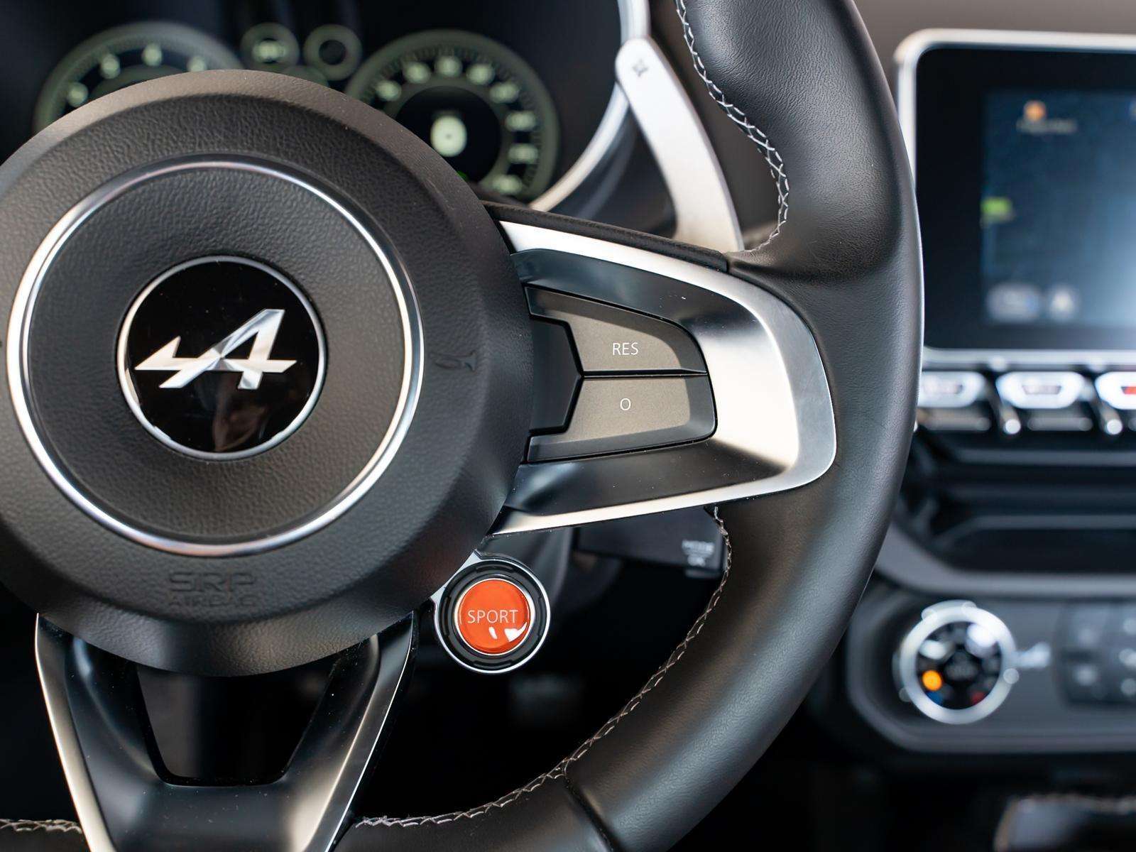 Fahrzeugbild eines Alpine A110