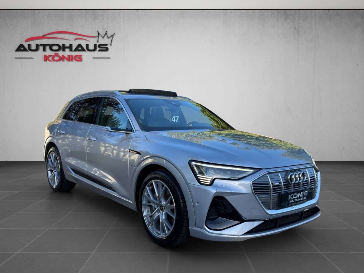 Fahrzeugbild eines Audi e-tron