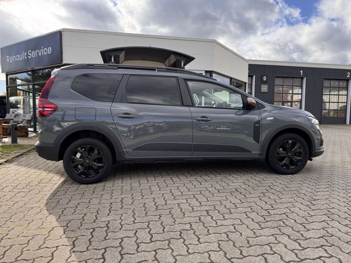 Fahrzeugbild eines Dacia Jogger