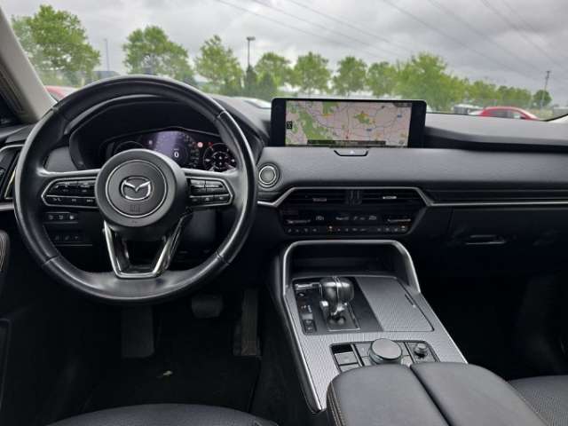 Fahrzeugbild eines Mazda CX-60