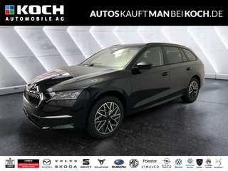 Schräge Frontansicht auf einen Skoda Octavia , freigestellt