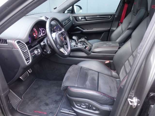 Fahrzeugbild eines Porsche Cayenne