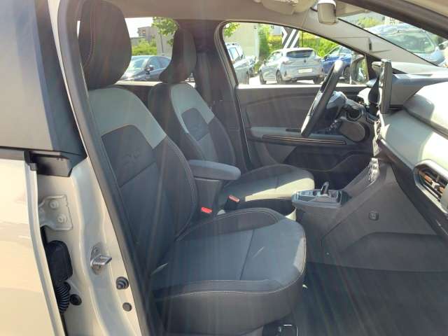 Fahrzeugbild eines Dacia Jogger