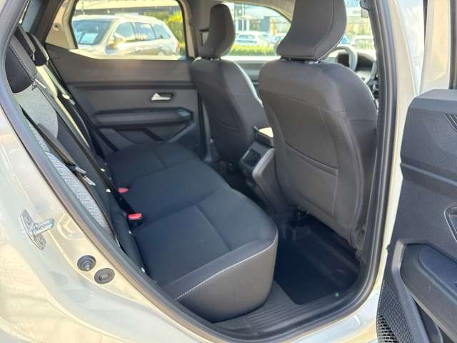 Fahrzeugbild eines Dacia Duster