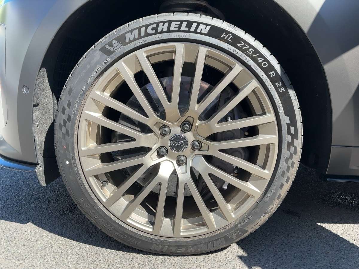 Fahrzeugbild eines Land Rover Range Rover Sport