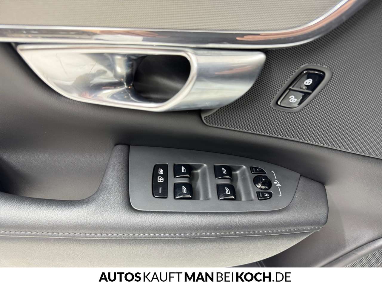 Fahrzeugbild eines Volvo V90