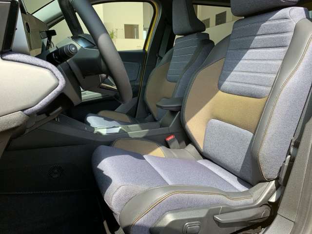 Fahrzeugbild eines Renault 5 E-TECH