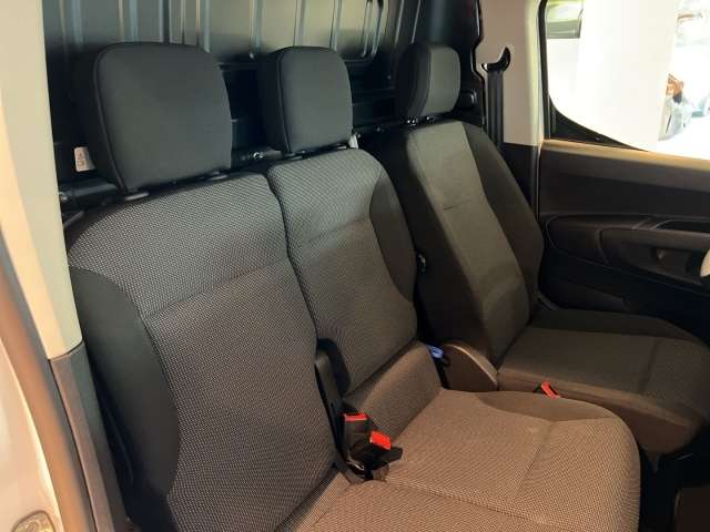 Fahrzeugbild eines Opel Combo Electric