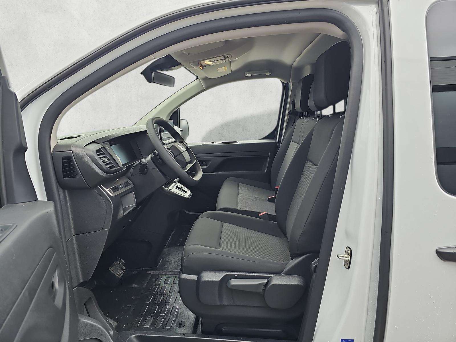 Fahrzeugbild eines Opel Vivaro