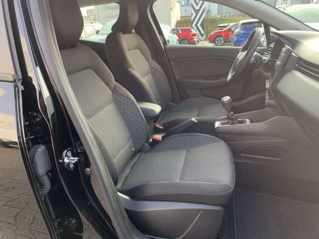 Fahrzeugbild eines Renault Clio