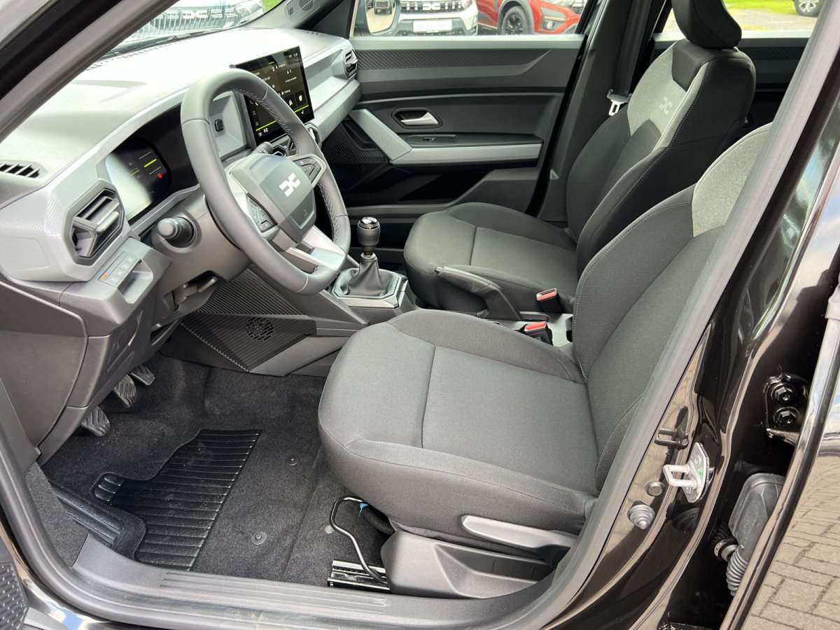 Fahrzeugbild eines Dacia Bigster