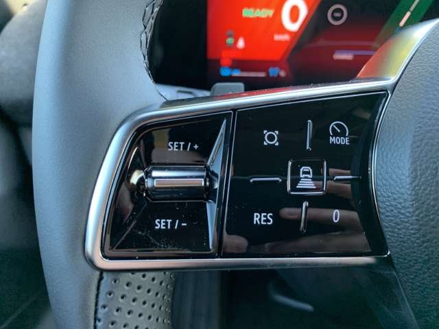 Fahrzeugbild eines Renault Scenic E-TECH