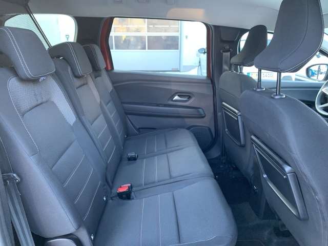 Fahrzeugbild eines Dacia Jogger