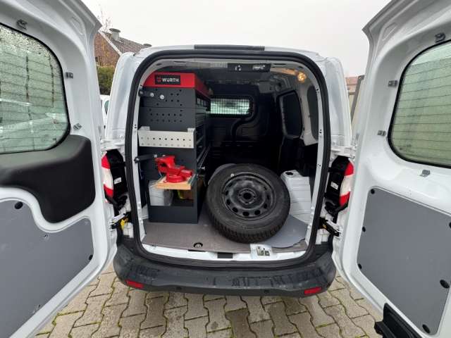 Fahrzeugbild eines Ford Transit Courier
