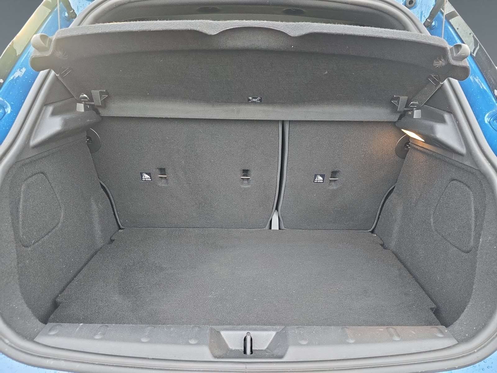 Fahrzeugbild eines MINI COOPER