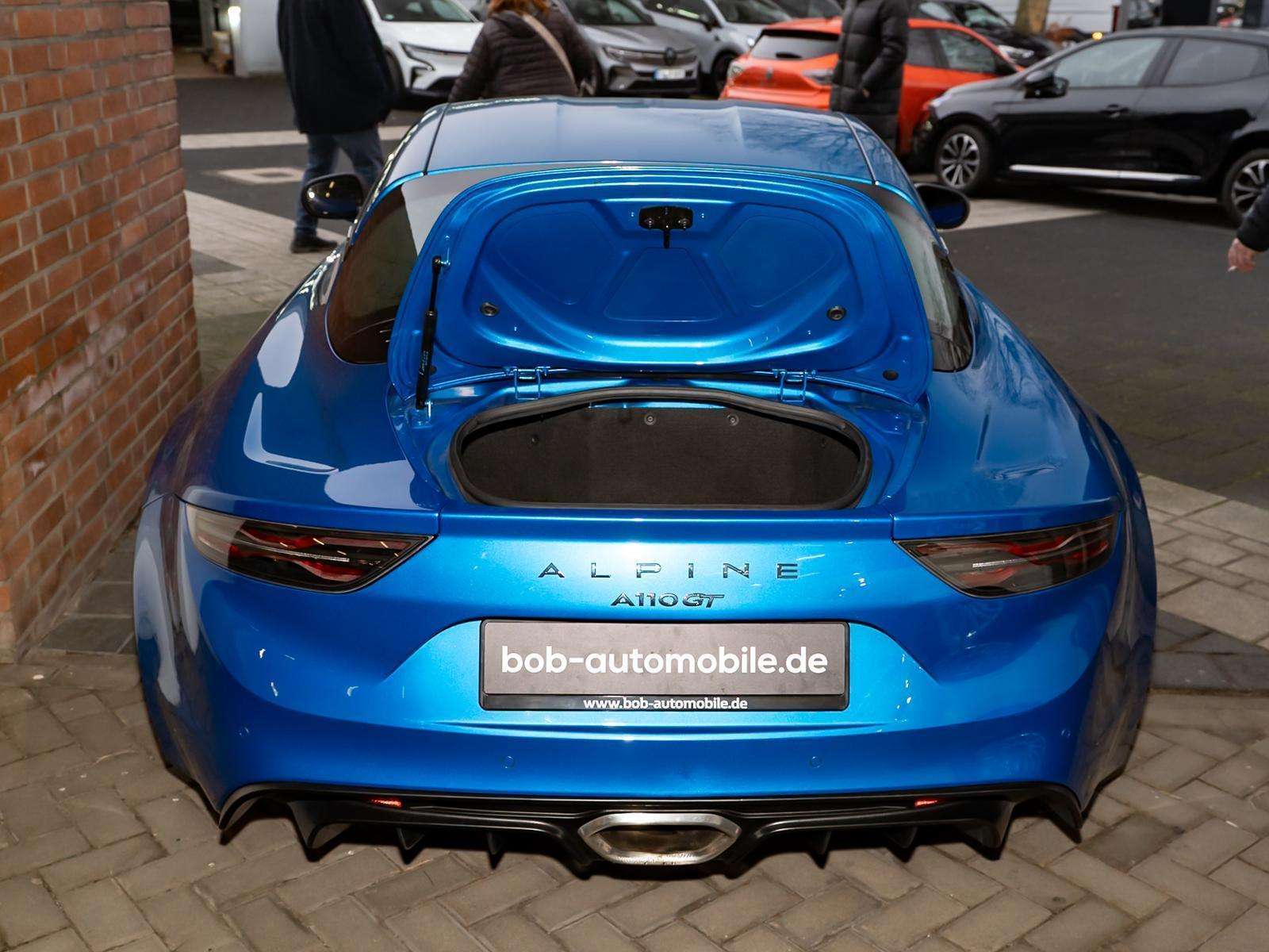 Fahrzeugbild eines Alpine A110