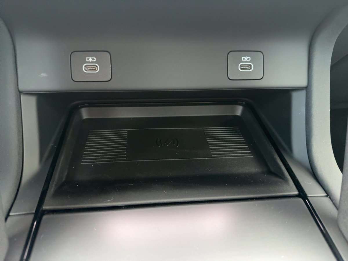 Fahrzeugbild eines Land Rover Discovery Sport