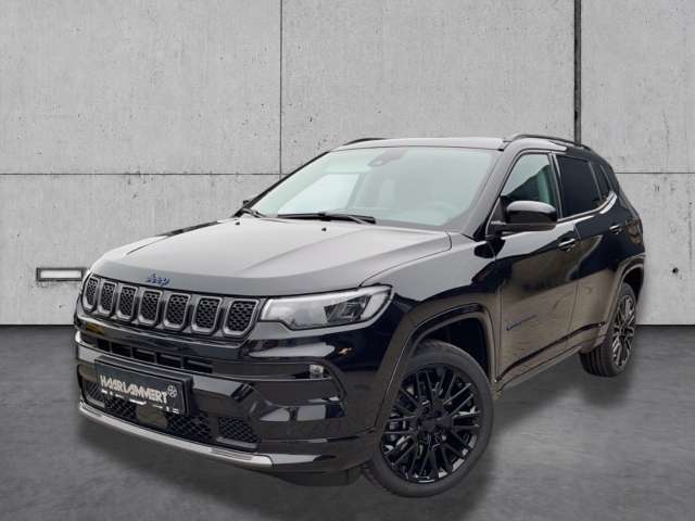 Fahrzeugbild eines Jeep Compass