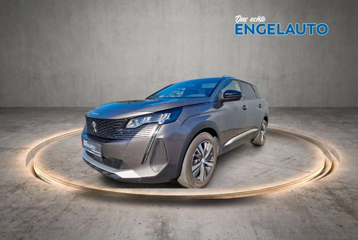 Fahrzeugbild eines Peugeot 5008