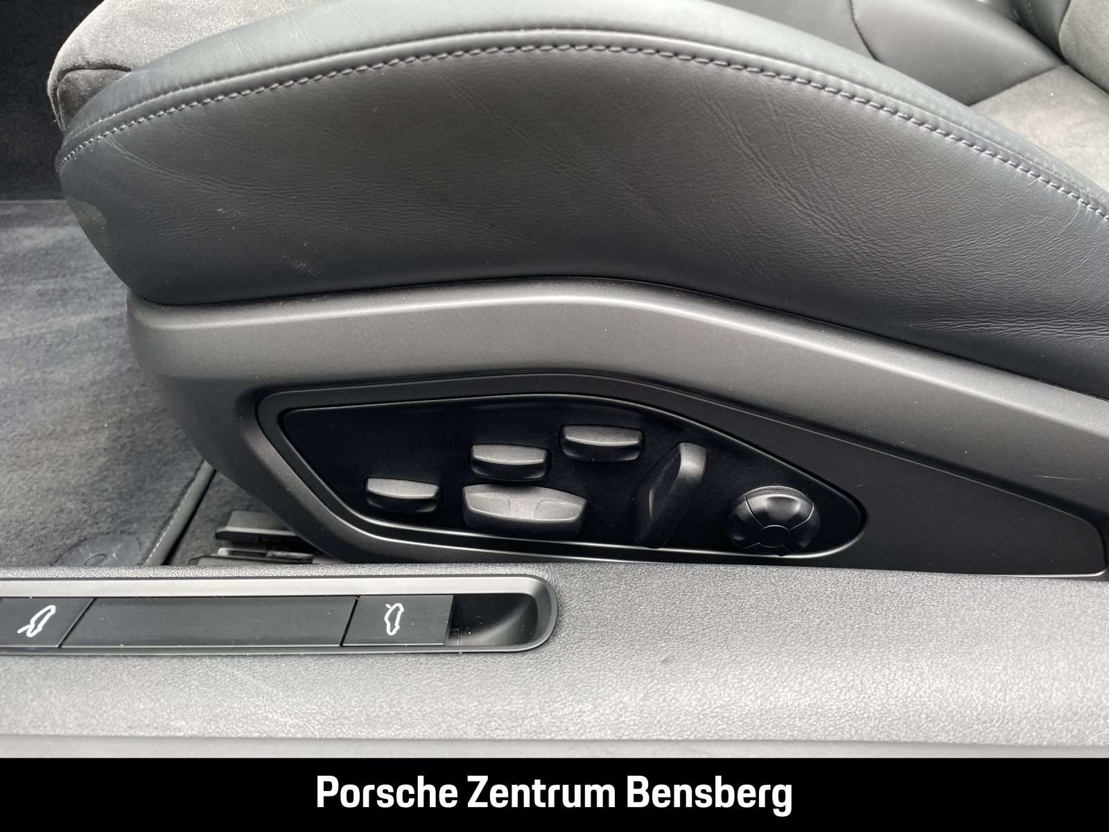 Fahrzeugbild eines Porsche 911
