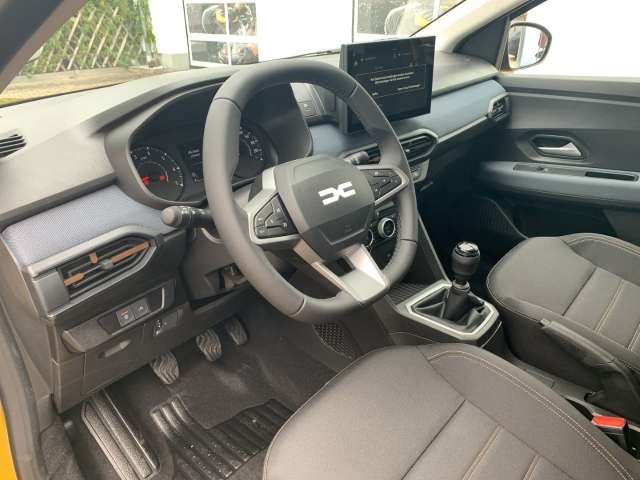 Fahrzeugbild eines Dacia Sandero