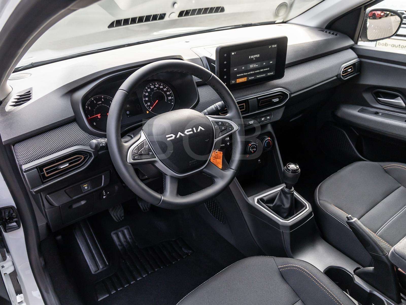 Fahrzeugbild eines Dacia Sandero