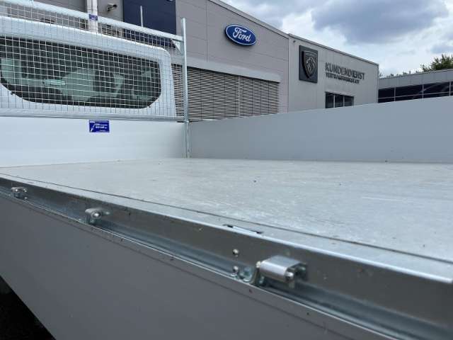Fahrzeugbild eines Ford Transit