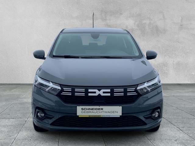 Fahrzeugbild eines Dacia Sandero